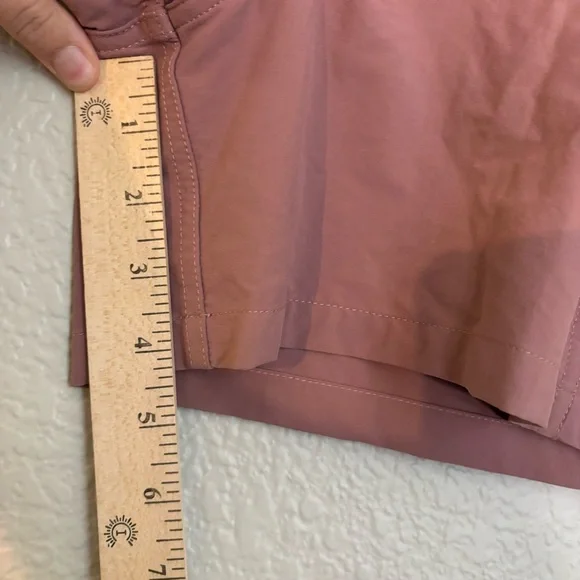 PATAGONIA Womens Outdoor Everyday Shorts - 4 Inch Evening Mauve - Picture 4 of 9